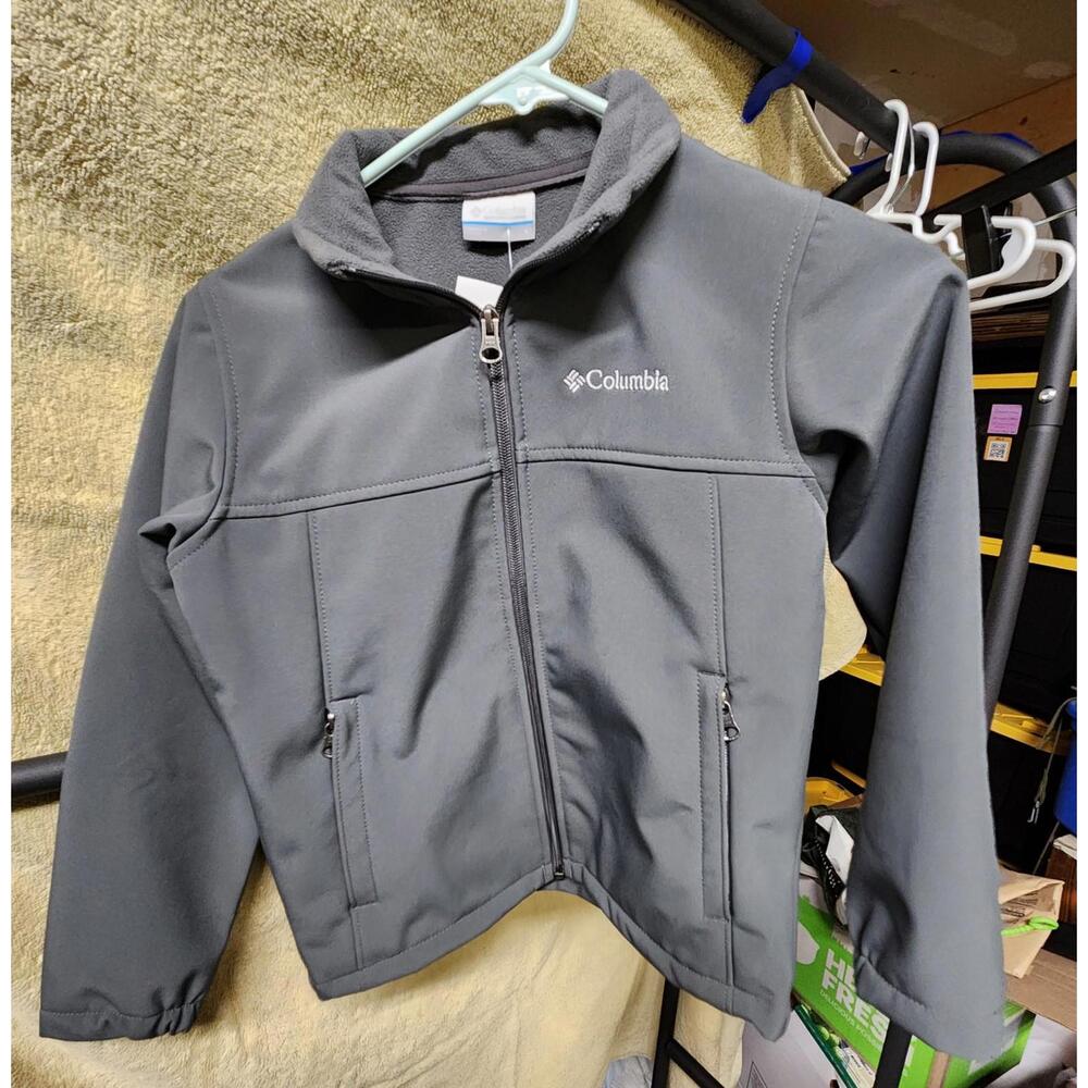Boy's Columbia Gray Soft Shell Jacket child size 10